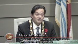 Read more about the article Teary eyed Barrie Mayor Jeff Lehman signs off with a warning against extremism and appeal to work together